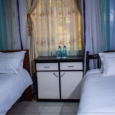 Tommy'S Airport Lounge Hotel Syokimau Luaran gambar