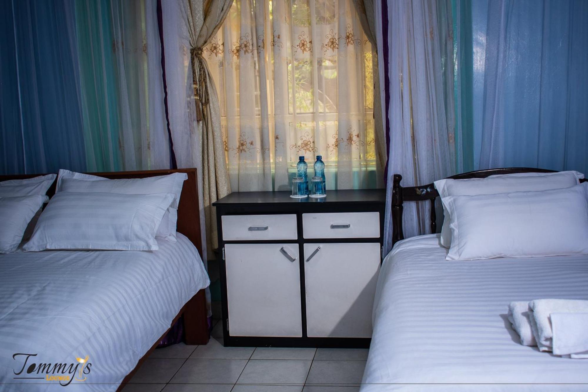 Tommy'S Airport Lounge Hotel Syokimau Luaran gambar
